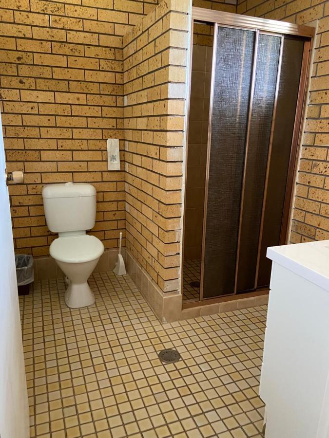 Newell Motor Inn Narrandera Extérieur photo
