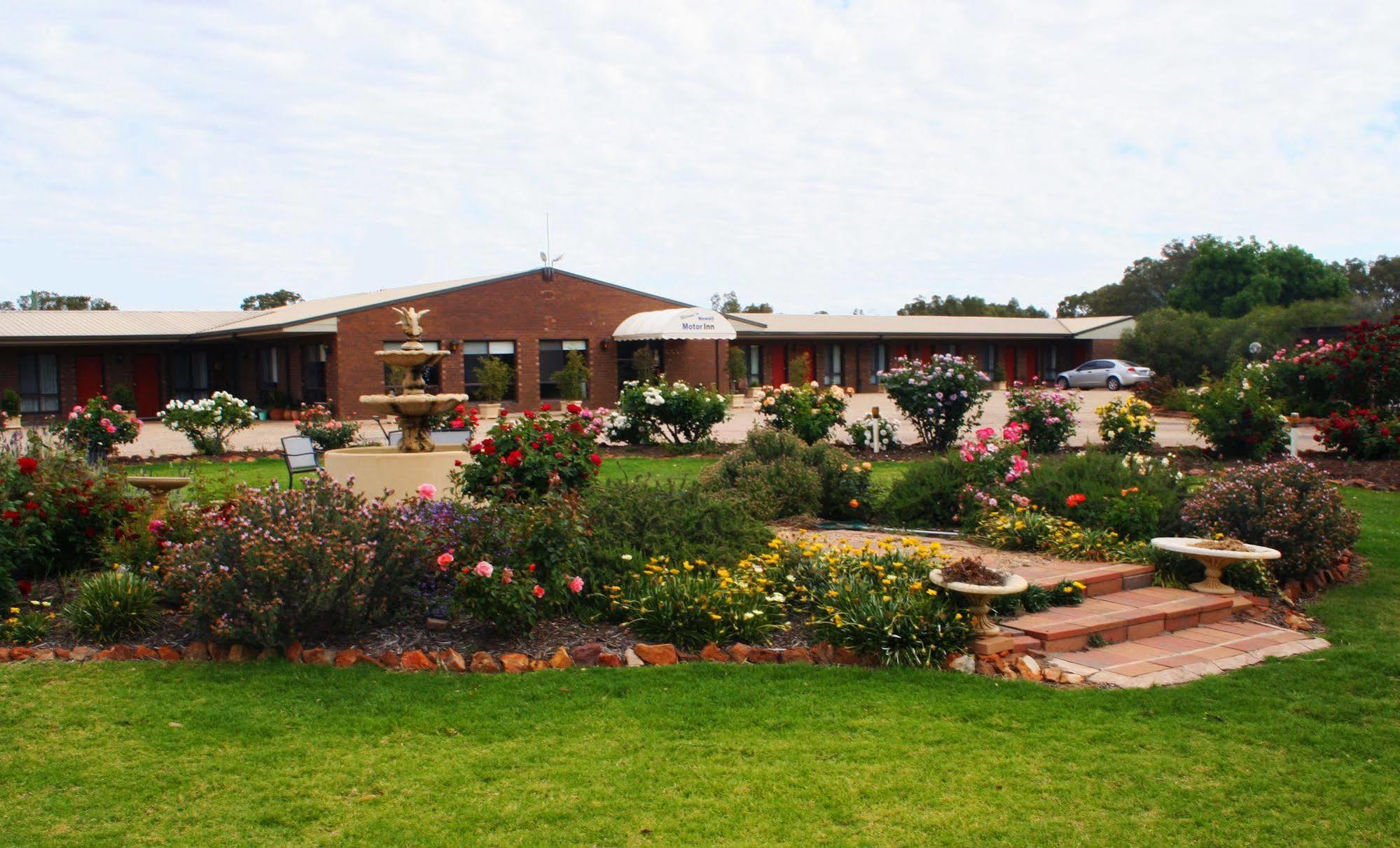 Newell Motor Inn Narrandera Extérieur photo